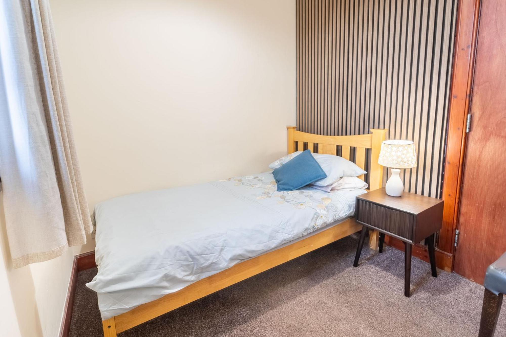 Prime Location Rooms In High Street ฟอร์ตวิลเลียม ภายนอก รูปภาพ